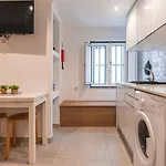 Cozy For Two By Lovelystay Apartman