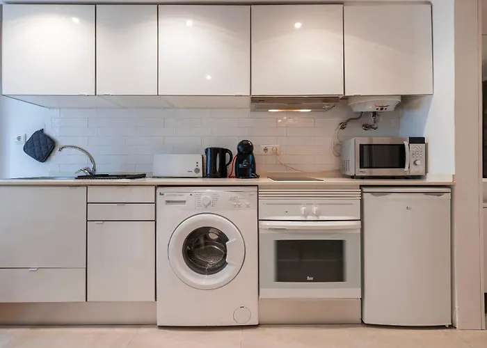 Διαμέρισμα Cozy For Two By Lovelystay